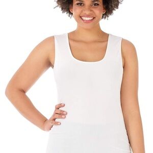 Rekucci Women's White Scoop Neck Tank Top (2X)